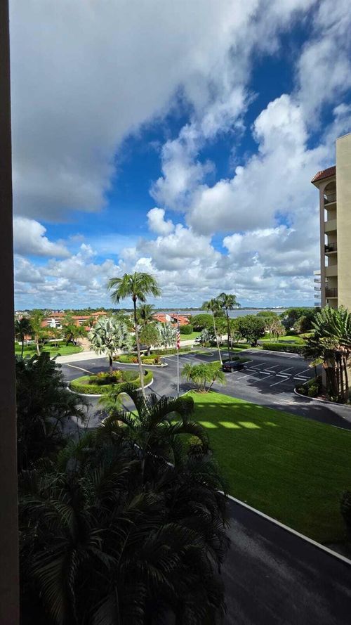 apt-302-3475 S Ocean Blvd, Palm Beach, FL, 33480-5958 | Card Image