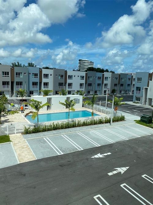 4207-2505 Ne 193rd St, Miami, FL, 33180-3469 | Card Image