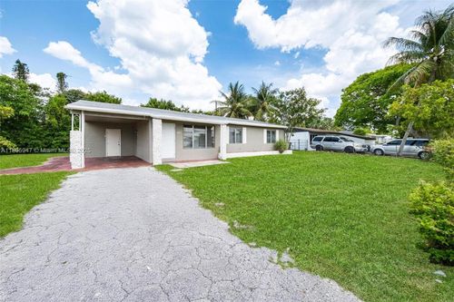 6871 Sw 18th St, North Lauderdale, FL, 33068-4323 | Card Image
