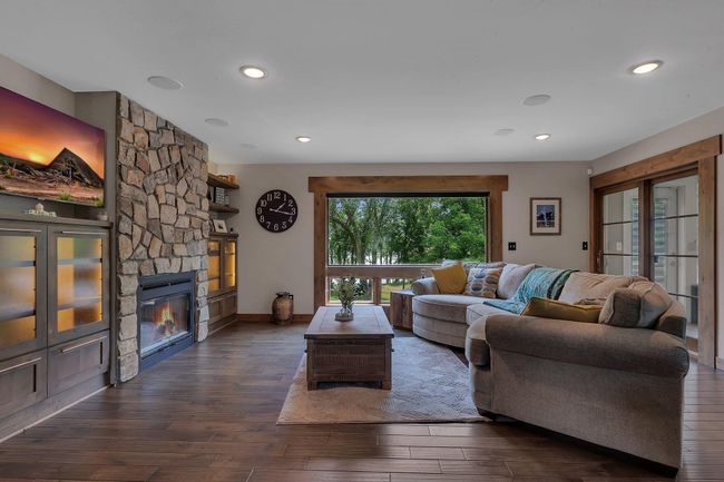 Inviting living room with views that wow. | Image 14