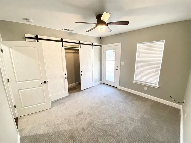 617 S Elm St, Home with 2 bedrooms, 2 bathrooms and 2 parking in Sherman TX | Image 5