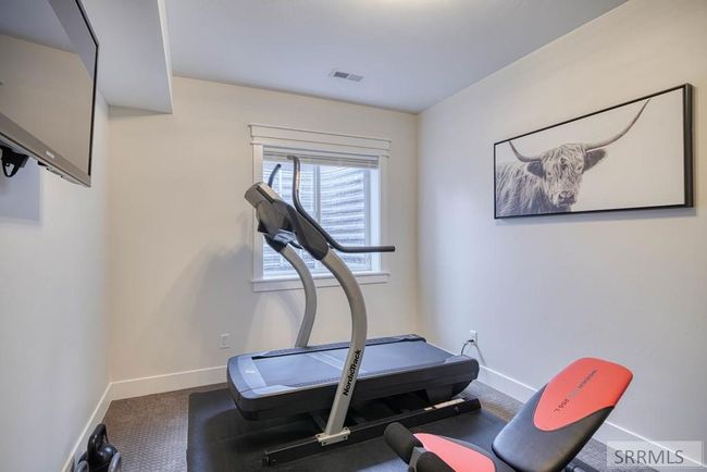 6353 E Tower Castle Loop, House other with 5 bedrooms, 3 bathrooms and 3 parking in Ammon ID | Image 61