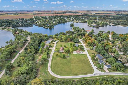 132 Comanche Trl, Loda, IL, 60948-9689 | Card Image