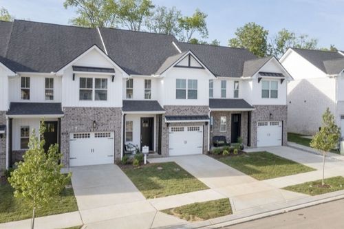 1223 Hayloft Pl, Gallatin, TN, 37066-2269 | Card Image