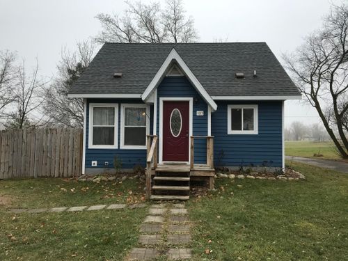 103 4th St Nw, Bertha, MN, 56437-1099 | Card Image
