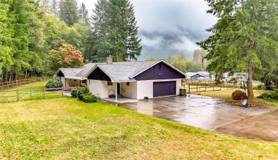 900 Main Ave, House other with 3 bedrooms, 2 bathrooms and 2 parking in Morton WA | Image 1