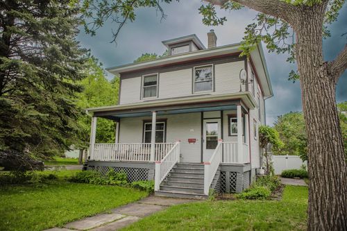 210 E 6th St, Morris, MN, 56267-1213 | Card Image