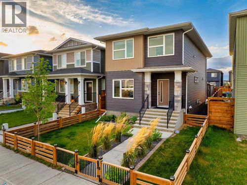 210 Chelsea Heath, Chestermere, AB, T1X2N5 | Card Image