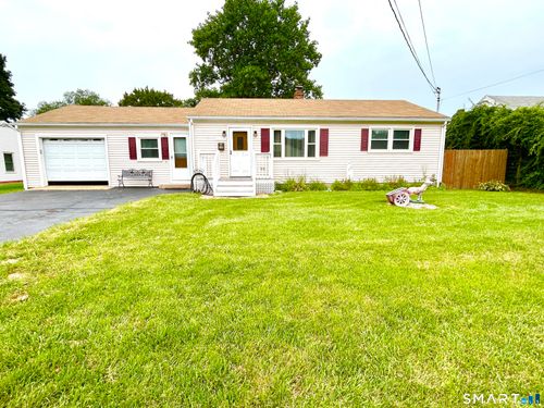 13 Hemlock Dr, Ansonia, CT, 06401-1356 | Card Image