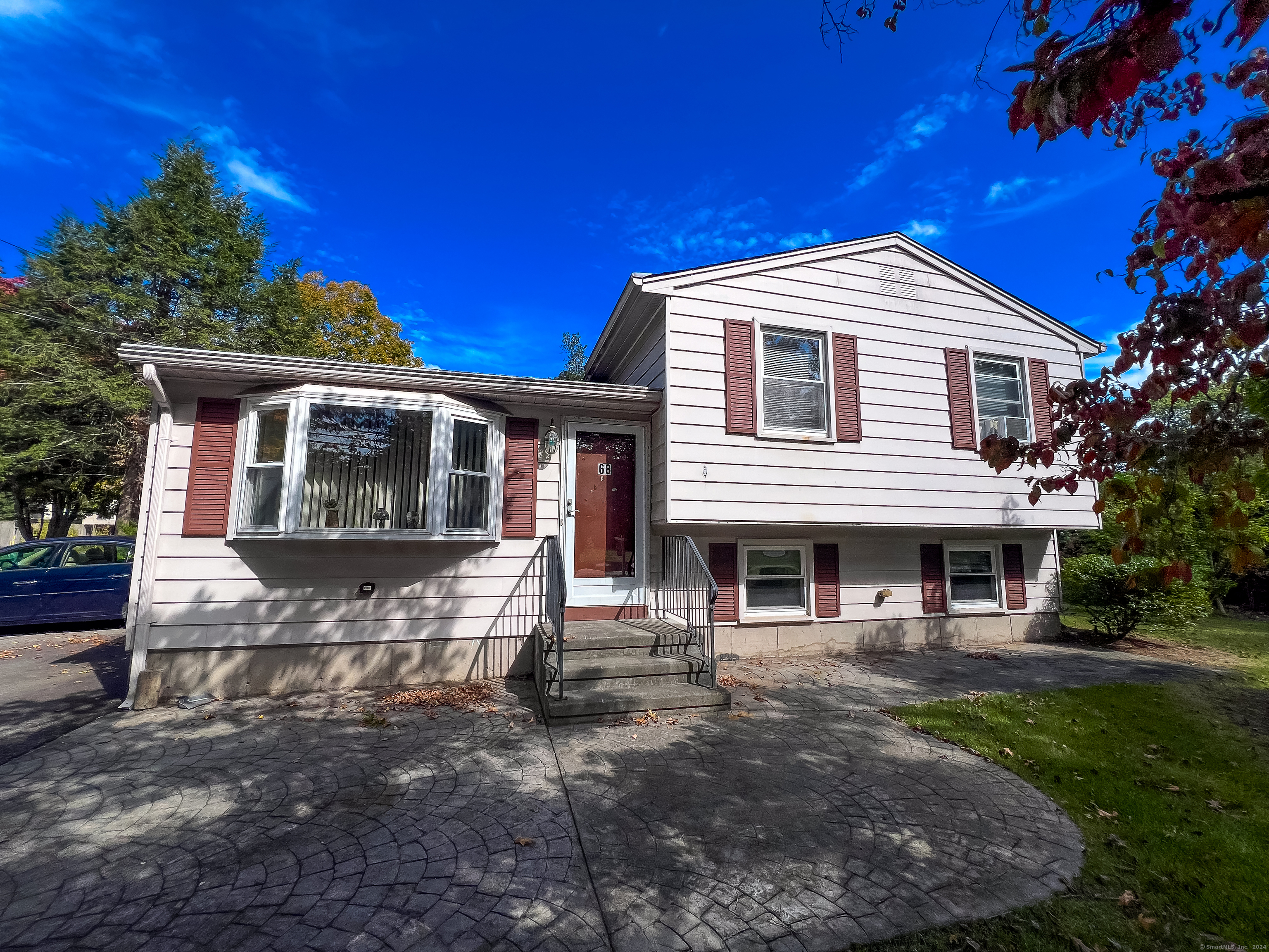 Pond Hill Rd, Wallingford, CT 06492