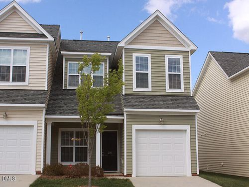 7236 Aquinas Ave, Raleigh, NC, 27617-6712 | Card Image