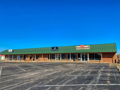 808 Chestnut St, Murray, KY, 42071-1940 | Card Image