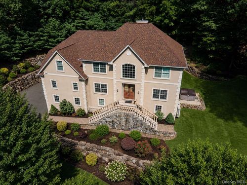 144 Call Hollow Rd, Pomona, NY, 10970-2104 | Card Image