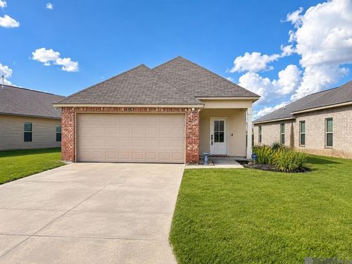 15484 Oakstone Dr, Prairieville, LA, 70769-6288 | Card Image