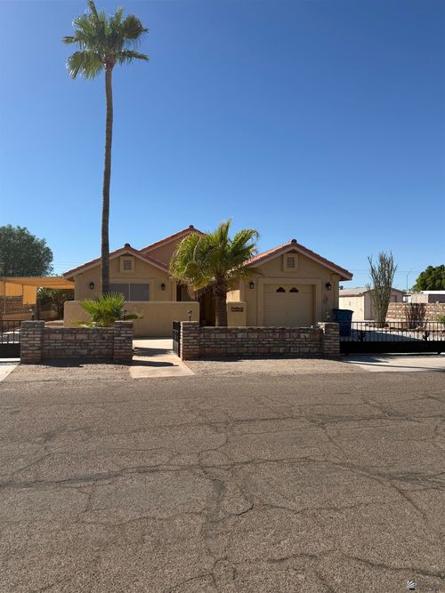 12363 E 39th Way, Yuma, AZ, 85367-5992 | Card Image