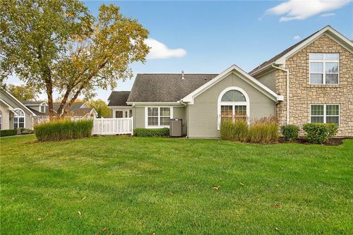 23154 W 71st Ter, Shawnee, KS, 66227-5503 | Card Image