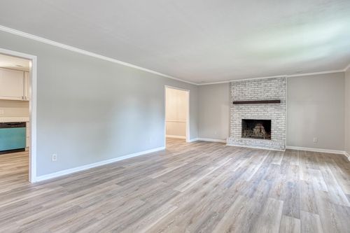 20 Buckingham Way, Taylors, SC, 29687-3940 | Card Image