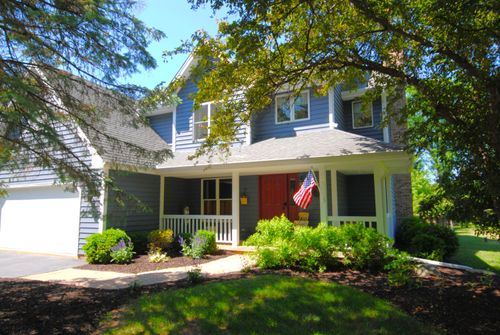 W5692 Sunset Ridge Rd, Walworth, WI, 53184 | Card Image