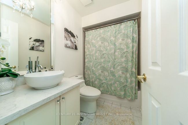 56 Royal Appian Cres, House attached with 4 bedrooms, 4 bathrooms and 2 parking in Concord ON | Image 31