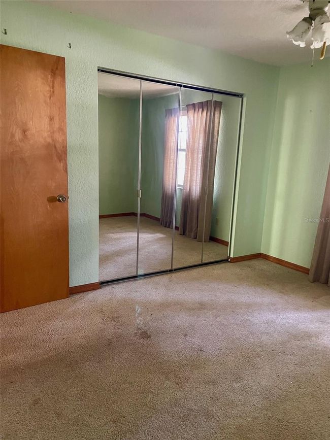 1112 Ne 130 Th Ter, House other with 3 bedrooms, 2 bathrooms and null parking in SILVER SPRINGS FL | Image 38