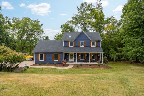 555 Hiawatha Rd, Prosperity, PA, 15329-1109 | Card Image