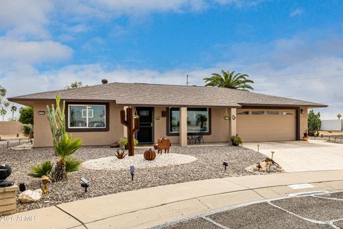 9301 W Wild Horse Ct, Sun City, AZ, 85373-2235 | Card Image