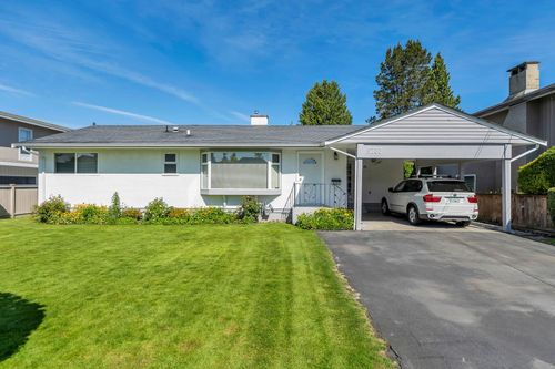 5233 Westminster Ave, Delta, BC, V4K2J4 | Card Image