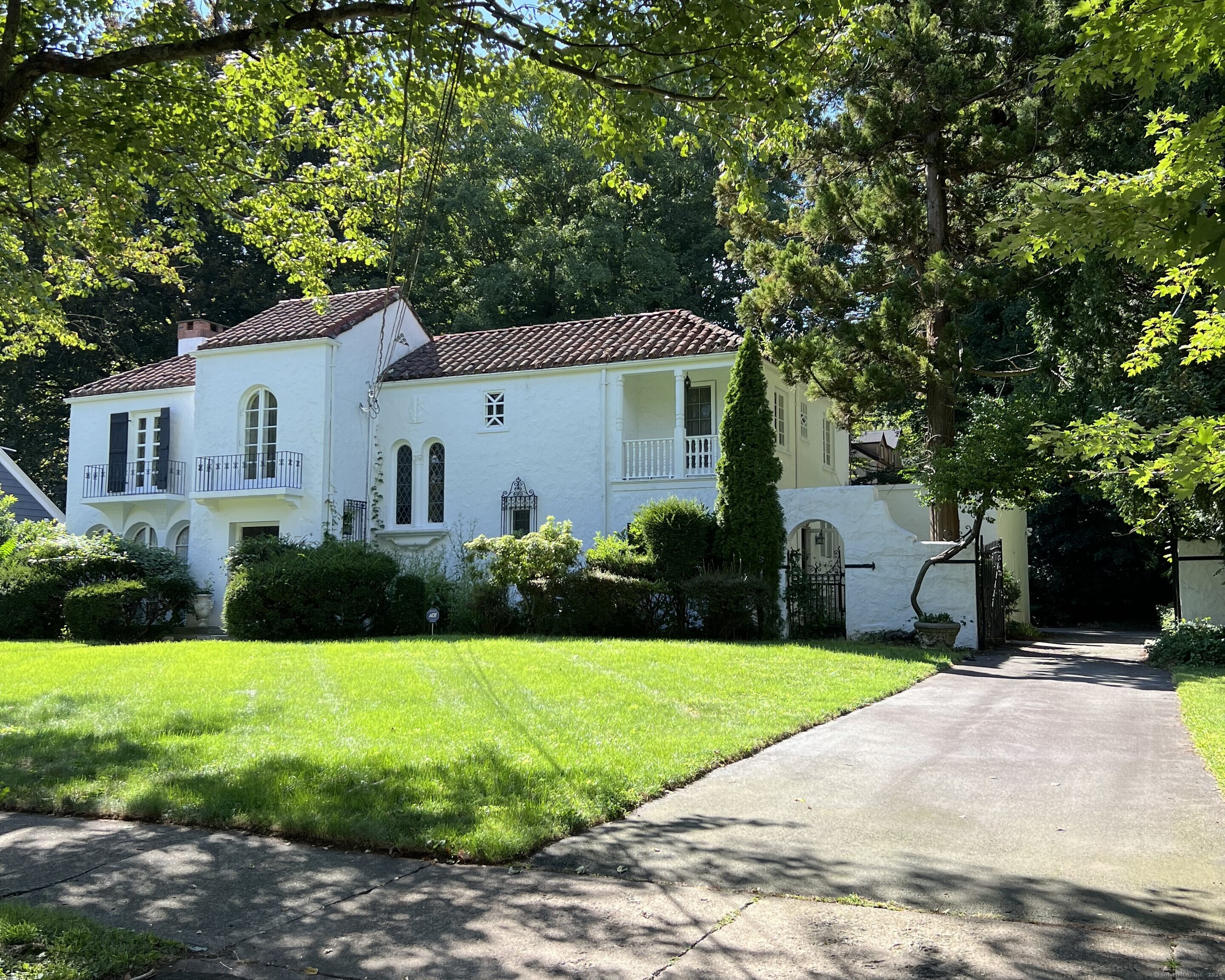 Alston Ave, New Haven, CT 06515