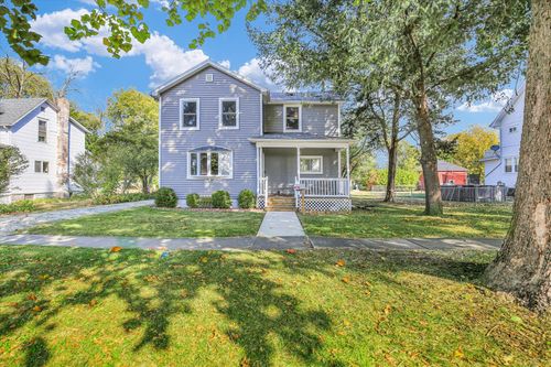 641 E Center St, Paxton, IL, 60957-1351 | Card Image