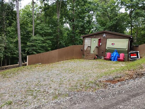 95 7th St, Ellijay, GA, 30540-7006 | Card Image