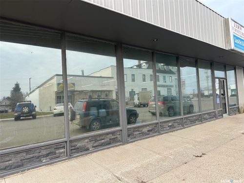 105 Churchill St, Hudson Bay, SK, S0E0Y0 | Card Image