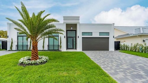 2755 Ne 31st Ct, Lighthouse Point, FL, 33064-8545 | Card Image