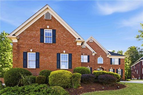 1121 Hiddenbrook Ln, Suwanee, GA, 30024-4602 | Card Image