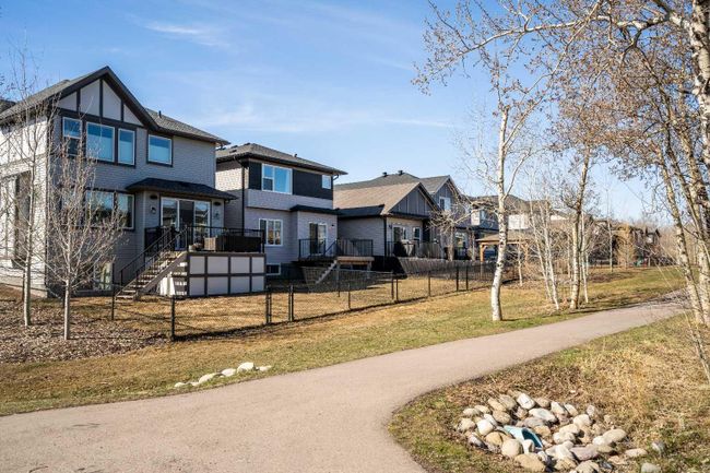 84 Walgrove Terrace Se, Home with 3 bedrooms, 2 bathrooms and 4 parking in Calgary AB | Image 43