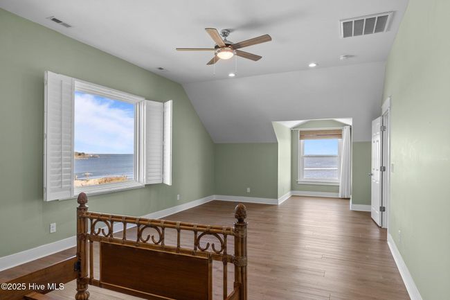 216 Styron Creek Rd, House other with 3 bedrooms, 3 bathrooms and null parking in Sealevel NC | Image 42