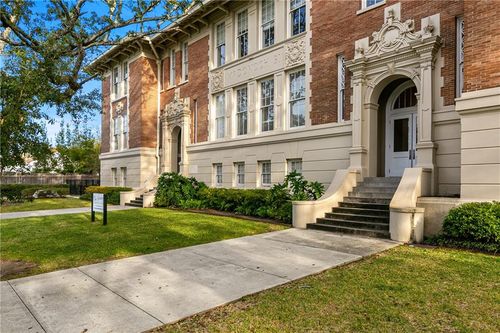 105-800 N Rendon St, New Orleans, LA, 70119-3907 | Card Image