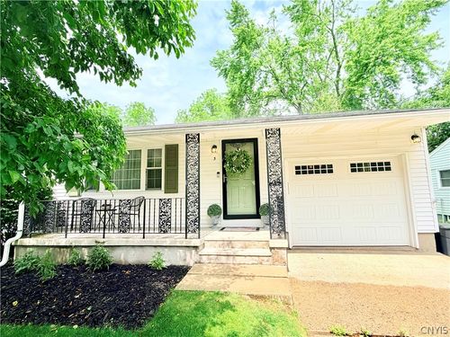 3 Perimeter Rd, Whitesboro, NY, 13492-2007 | Card Image