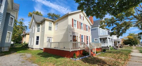 177 Genesee St, Lockport, NY, 14094-4425 | Card Image