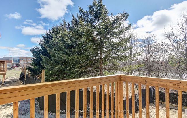 28 Yvonne Dr, House attached with 3 bedrooms, 4 bathrooms and 1 parking in Brampton ON | Image 13