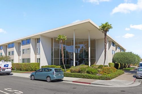 107-200 Elm St, San Mateo, CA, 94401-2706 | Card Image