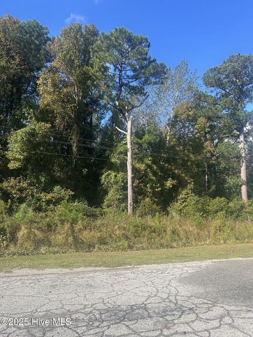 000 Park Ln, Sneads Ferry, NC, 28460 | Card Image