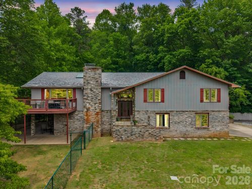 656 Cashiers Valley Rd, Brevard, NC, 28712-9676 | Card Image