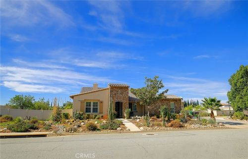 1791 Hannon Rd, Cherry Valley, CA, 92223-4070 | Card Image