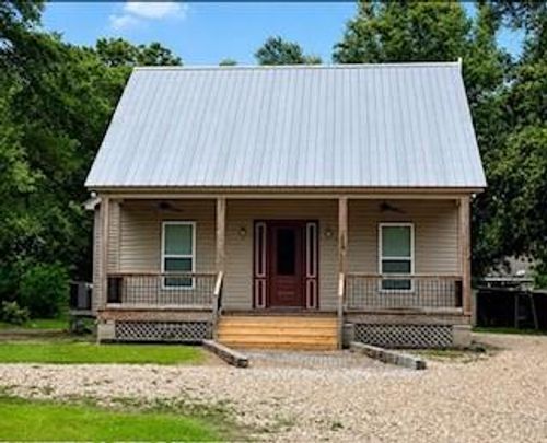 122 Wager Cemetary Rd, Madisonville, LA, 70447-9526 | Card Image