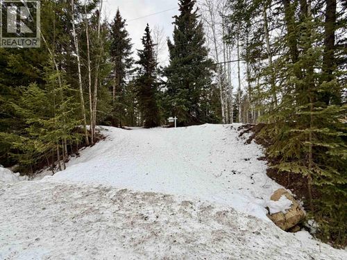 7450 Roe Lake Cres, Lone Butte, BC, V0K1X2 | Card Image