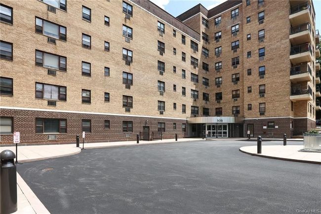 APT-818 - 505 Central Ave, Home with 2 bedrooms, 1 bathrooms and 2 parking in White Plains NY | Image 22