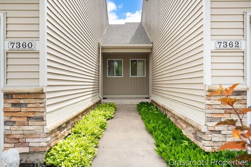 7360 Sierrafield Ct Sw, Byron Center, MI, 49315-6902 | Card Image