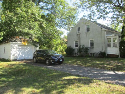 15 Atherton Ave, Nashua, NH, 03064-1902 | Card Image