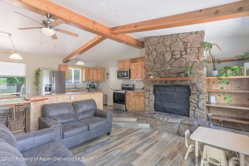 545 Will Ave, Rifle, CO, 81650-2527 | Card Image