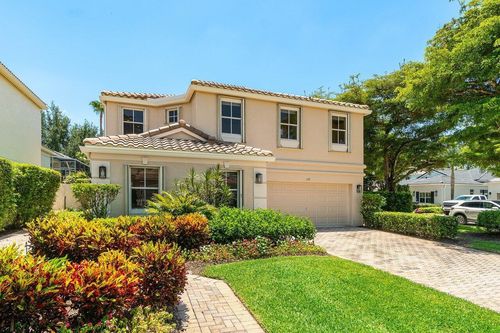 130 Sunset Cove Ln, Palm Beach Gardens, FL, 33418-4610 | Card Image